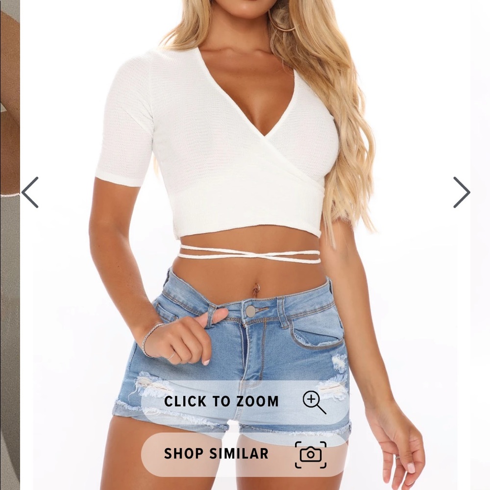 White tie up crop top